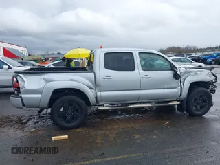 2008 Toyota Tacoma PreRunner with VIN 5TEJU62N88Z517191, listed as a IAAI auction lot 41515565 with 106,699 mi miles. Bid and sale history available at carsss.com. Image 6.
