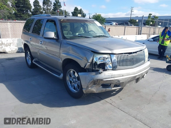 2003 Cadillac Escalade z VIN 1GYEK63N03R155894, wystawiony jako IAAI lot #42336523 z przebiegiem 188 332 mil mil oraz . Historia ofert i sprzedaży dostępna na DreamBid. Obrazek 1.
