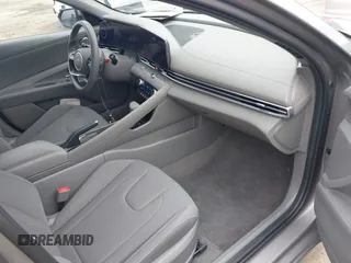 2024 Hyundai Elantra SEL с VIN KMHLM4DG1RU677138, выставлен на аукционе IAAI как лот 42788855 с пробегом 36 696 миль миль и . История ставок и продаж доступна на DreamBid. Изображение 5.