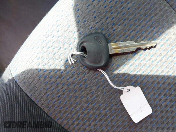 2005 Hyundai Elantra GLS z VIN KMHDN56D85U174761, wystawiony jako IAAI lot #42278313 z przebiegiem 168 242 mil mil oraz . Historia ofert i sprzedaży dostępna na DreamBid. Obrazek 11.
