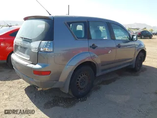 2007 Mitsubishi Outlander ES with VIN JA4MS31X97U004585, listed as a IAAI auction lot 41974275 with 211,555 mi miles. Bid and sale history available at carsss.com. Image 4.