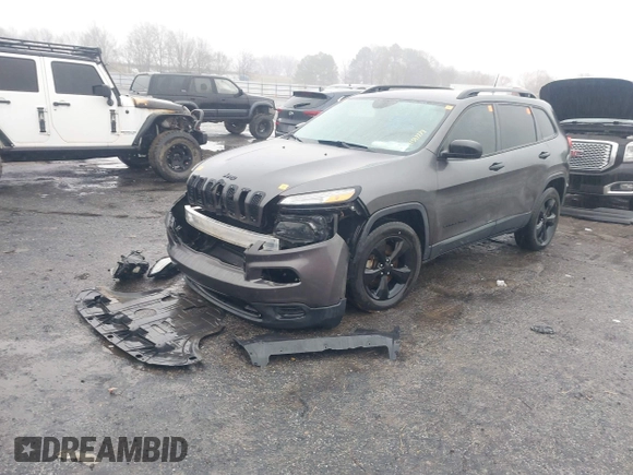 2016 Jeep Cherokee Sport with VIN 1C4PJMAB8GW318412, listed as a IAAI auction lot 41547774 with 150,078 mi miles. Bid and sale history available at carsss.com. Image 2.