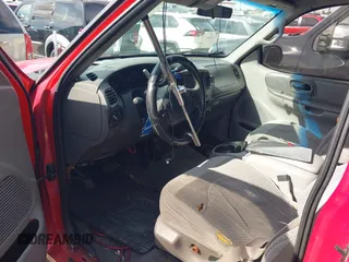 1999 Ford F-150 с VIN 1FTRX17W2XKB87467, выставлен на аукционе IAAI как лот 42308152 с пробегом 243 901 миль миль и . История ставок и продаж доступна на DreamBid. Изображение 12.