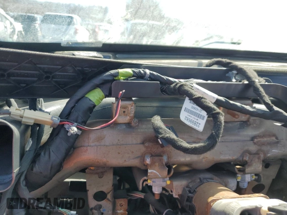 2013 GMC Yukon XL SLT with VIN 1GKS2KE76DR130374, listed as a Copart auction lot 43983875 with 0 mi miles and Salvage Title. Bid and sale history available at carsss.com. Image 9.
