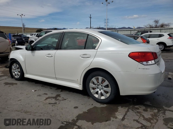 2013 Subaru Legacy 2.5i z VIN 4S3BMCA62D3040389, wystawiony jako Copart lot #50062795 z przebiegiem 181 180 mil mil oraz Szkoda całkowita • Salvage title. Historia ofert i sprzedaży dostępna na DreamBid. Obrazek 2.