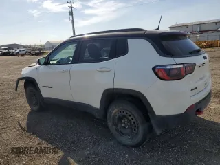2018 Jeep Compass Trailhawk с VIN 3C4NJDDB9JT265364, выставлен на аукционе Copart как лот 52009185 с пробегом 92 086 миль миль и Списание • Salvage title. История ставок и продаж доступна на DreamBid. Изображение 2.