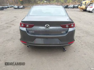 2024 Mazda 3 S Preferred z VIN 3MZBPACM7RM431371, wystawiony jako IAAI lot #40676189 z przebiegiem 276 mil mil oraz . Historia ofert i sprzedaży dostępna na DreamBid. Obrazek 16.