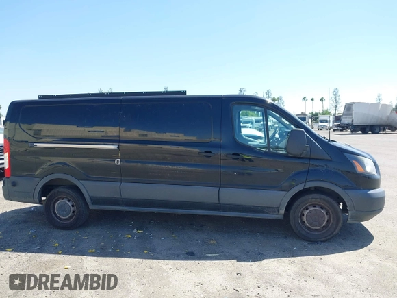 2017 Ford Transit Cargo с VIN 1FTBW2YG1HKB26484, выставлен на аукционе IAAI как лот 42221475 с пробегом 297 961 миль миль и . История ставок и продаж доступна на DreamBid. Изображение 13.