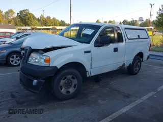 2008 Ford F-150 XL with VIN 1FTRF14W98KB87331, listed as a IAAI auction lot 40583789 with 106,402 mi miles. Bid and sale history available at carsss.com. Image 2.