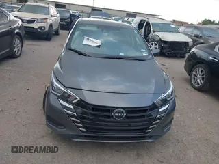 2023 Nissan Versa SV z VIN 3N1CN8EVXPL851661, wystawiony jako IAAI lot #41929200 z przebiegiem 52 370 mil mil oraz . Historia ofert i sprzedaży dostępna na DreamBid. Obrazek 11.