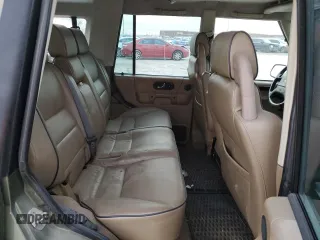 2000 Land Rover Discovery Cloth with VIN SALTY1247YA236168, listed as a Copart auction lot 84413524 with 179,465 mi miles and Salvage Title. Bid and sale history available at DreamBid. Image 11.