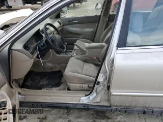 1997 Honda Accord EX with VIN 1HGCD5656VA278518, listed as a Copart auction lot 42252875 with 243,941 mi miles and Salvage Title. Bid and sale history available at DreamBid. Image 7.