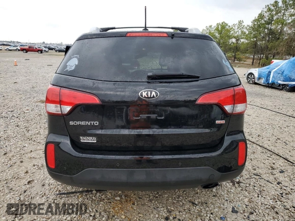 2015 Kia Sorento LX with VIN 5XYKT3A61FG609329, listed as a Copart auction lot 86425024 with 165,153 mi miles and Salvage Title. Bid and sale history available at carsss.com. Image 6.
