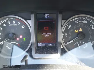 2019 Toyota Tacoma 4WD SR5 with VIN 3TMDZ5BN1KM060088, listed as a IAAI auction lot 41804525 with 69,893 mi miles. Bid and sale history available at carsss.com. Image 7.