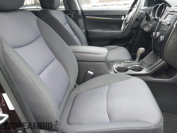 2012 Kia Sorento LX with VIN 5XYKT3A67CG257756, listed as a IAAI auction lot 41995922 with 18,178 mi miles. Bid and sale history available at carsss.com. Image 5.