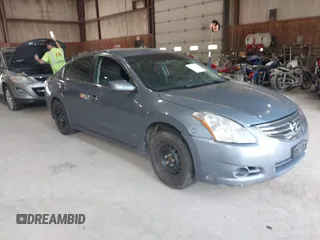 2010 Nissan Altima S with VIN 1N4AL2AP6AC107367, listed as a IAAI auction lot 42232512 with 235,805 mi miles and . Bid and sale history available at DreamBid. Image 1.