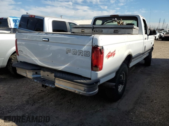 1997 Ford F-250 z VIN 1FTHF26F3VEB25299, wystawiony jako Copart lot #79120094 z przebiegiem 232 954 mil mil oraz Szkoda całkowita • Salvage title. Historia ofert i sprzedaży dostępna na DreamBid. Obrazek 3.