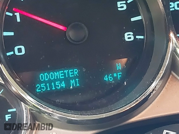 2010 Chevrolet Silverado 1500 LT with VIN 1GCSCSE03AZ202381, listed as a IAAI auction lot 41597602 with 251,154 mi miles and . Bid and sale history available at DreamBid. Image 15.