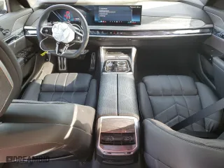 2024 BMW 7 Series 740i with VIN WBA23EH06RCS73051, listed as a Copart auction lot 46410465 with 14,701 mi miles and Clean Title. Bid and sale history available at carsss.com. Image 8.