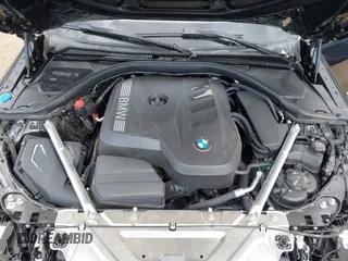 2025 BMW 4 Series 430i z VIN WBA33DB08SCU35159, wystawiony jako IAAI lot #42019631 z przebiegiem 895 mil mil oraz . Historia ofert i sprzedaży dostępna na DreamBid. Obrazek 10.