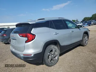 2020 GMC Terrain SLT with VIN 3GKALVEV1LL312790, listed as a Copart auction lot 61825055 with 135,858 mi miles and Salvage title. Bid and sale history available at DreamBid. Image 3.