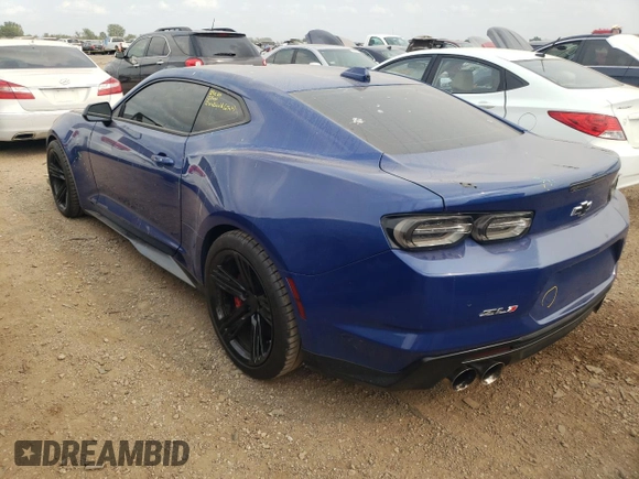 2021 Chevrolet Camaro ZL1 with VIN 1G1FK1R62M0106059, listed as a Copart auction lot 63438574 with 16,980 mi miles and Salvage Title. Bid and sale history available at carsss.com. Image 2.