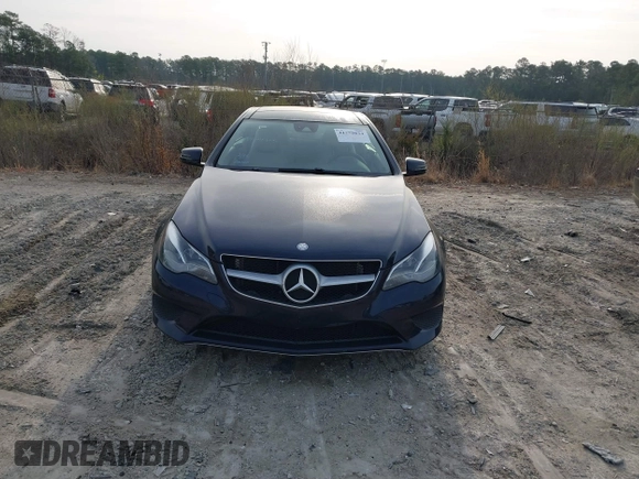 2015 Mercedes-Benz E-Class E 400 with VIN WDDKJ6FB4FF307393, listed as a IAAI auction lot 41775634 with 100,928 mi miles. Bid and sale history available at carsss.com. Image 12.