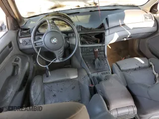 2004 BMW 3 Series 325i with VIN WBAET37444NJ44227, listed as a Copart auction lot 87671895 with 0 mi miles and Salvage Title. Bid and sale history available at carsss.com. Image 8.