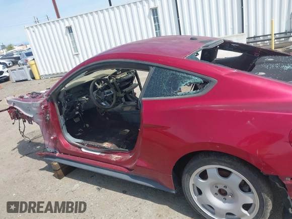 2015 Ford Mustang GT z VIN 1FA6P8CF7F5310300, wystawiony jako IAAI lot #41944703 z przebiegiem Nie podano mil oraz . Historia ofert i sprzedaży dostępna na DreamBid. Obrazek 20.