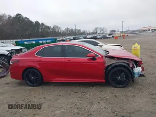 2021 Toyota Camry XSE z VIN 4T1K61AK4MU478042, wystawiony jako IAAI lot #41526408 z przebiegiem 106 937 mil mil oraz . Historia ofert i sprzedaży dostępna na DreamBid. Obrazek 14.