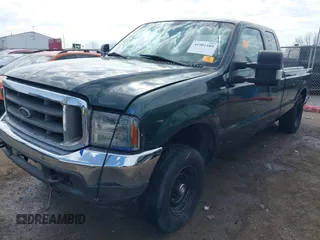 2001 Ford Super Duty F-250 XL with VIN 1FTNX21F91EB48250, listed as a IAAI auction lot 41901105 with 224,752 mi miles. Bid and sale history available at carsss.com. Image 16.