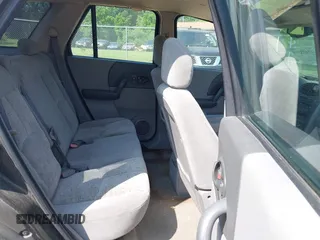 2003 Saturn VUE z VIN 5GZCZ53B33S870278, wystawiony jako IAAI lot #42435315 z przebiegiem 206 147 mil mil oraz . Historia ofert i sprzedaży dostępna na DreamBid. Obrazek 8.