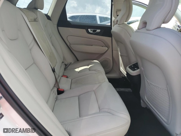 2023 Volvo XC60 Ultimate Bright Theme with VIN YV4L12DF3P1339678, listed as a Copart auction lot 73740494 with 0 mi miles and Non Repairable. Bid and sale history available at carsss.com. Image 11.