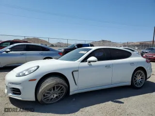 2016 Porsche Panamera 4 with VIN WP0AA2A78GL004699, listed as a Copart auction lot 66414354 with 86,513 mi miles and Salvage Title. Bid and sale history available at carsss.com. Image 1.