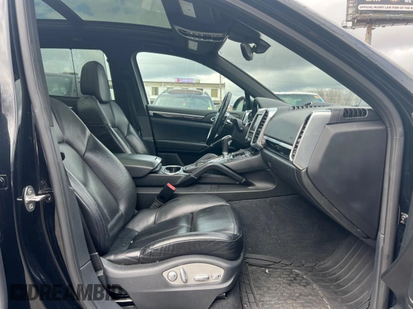 2016 Porsche Cayenne with VIN WP1AA2A26GKA13040, listed as a Copart auction lot 52623935 with 87,594 mi miles and Clean Title. Bid and sale history available at carsss.com. Image 6.