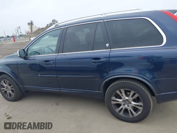 2014 Volvo XC90 with VIN YV4952CY8E1688625, listed as a IAAI auction lot 42046705 with 121,880 mi miles. Bid and sale history available at carsss.com. Image 14.