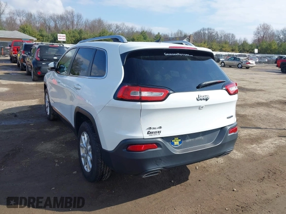 2016 Jeep Cherokee Latitude with VIN 1C4PJMCS8GW157492, listed as a IAAI auction lot 42013292 with 69,578 mi miles. Bid and sale history available at carsss.com. Image 3.