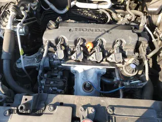 2019 Honda HR-V LX z VIN 3CZRU6H39KG707846, wystawiony jako Copart lot #71182305 z przebiegiem 87 467 mil mil oraz Szkoda całkowita • Salvage title. Historia ofert i sprzedaży dostępna na DreamBid. Obrazek 15.