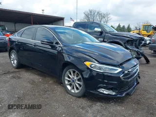 2017 Ford Fusion SE with VIN 3FA6P0HD5HR246038, listed as a IAAI auction lot 41985150 with 144,499 mi miles. Bid and sale history available at carsss.com. Image 1.