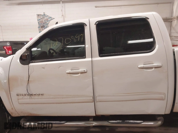 2011 Chevrolet Silverado 1500 with VIN 1GCPKTE39BF169611, listed as a IAAI auction lot 41270847 with 184,975 mi miles and . Bid and sale history available at DreamBid. Image 14.