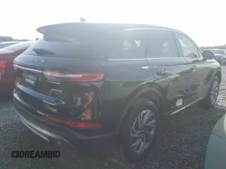 2024 Lincoln Corsair Premiere z VIN 5LMCJ1CA3RUL16513, wystawiony jako Copart lot #77210264 z przebiegiem 2 675 mil mil oraz Nie do naprawy • Non repairable. Historia ofert i sprzedaży dostępna na DreamBid. Obrazek 3.