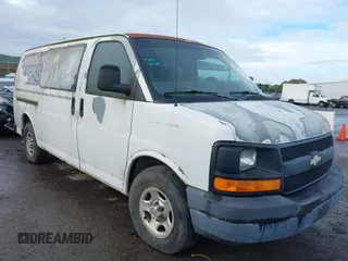 2004 Chevrolet Express Cargo Van with VIN 1GCFG15X741162029, listed as a IAAI auction lot 41795767 with 295,106 mi miles. Bid and sale history available at carsss.com. Image 1.