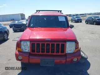 2006 Jeep Commander with VIN 1J8HG48K16C252335, listed as a IAAI auction lot 41978262 with 267,556 mi miles and . Bid and sale history available at DreamBid. Image 13.
