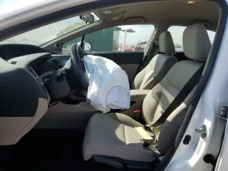 2015 Honda Civic SE z VIN 19XFB2F74FE119108, wystawiony jako Copart lot #56248155 z przebiegiem Nie podano mil oraz Szkoda całkowita • Salvage title. Historia ofert i sprzedaży dostępna na DreamBid. Obrazek 7.
