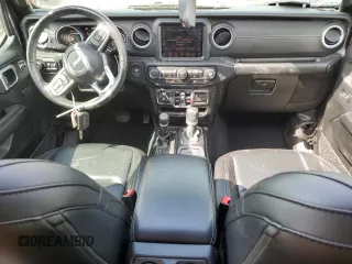 2019 Jeep Wrangler Unlimited Sahara with VIN 1C4HJXENXKW521630, listed as a Copart auction lot 56196145 with 56,753 mi miles and Salvage title. Bid and sale history available at DreamBid. Image 8.