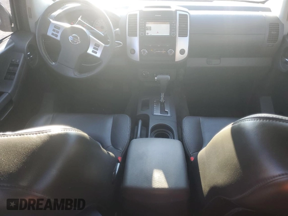 2013 Nissan Xterra S z VIN 5N1AN0NW6DN825399, wystawiony jako Copart lot #84597824 z przebiegiem 79 121 mil mil oraz Szkoda całkowita • Salvage title. Historia ofert i sprzedaży dostępna na DreamBid. Obrazek 8.