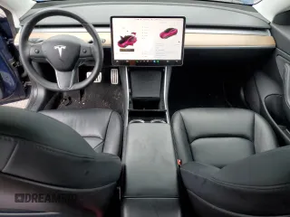2020 Tesla Model 3 Performance z VIN 5YJ3E1EC2LF669481, wystawiony jako Copart lot #53718595 z przebiegiem 88 709 mil mil oraz Czysty tytuł • Clean title. Historia ofert i sprzedaży dostępna na DreamBid. Obrazek 8.