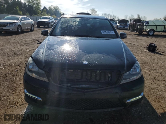 2013 Mercedes-Benz C 300 Sport с VIN WDDGF8AB1DG073490, выставлен на аукционе Copart как лот 54422695 с пробегом 99 047 миль миль и Списание • Salvage title. История ставок и продаж доступна на DreamBid. Изображение 5.