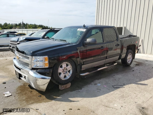 2012 Chevrolet Silverado 1500 LT with VIN 3GCPKSE72CG172069, listed as a Copart auction lot 70813754 with 233,426 mi miles and Clean Title. Bid and sale history available at carsss.com. Image 1.