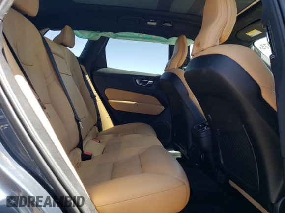 2020 Volvo XC60 Inscription z VIN YV4102RL6L1464225, wystawiony jako Copart lot #51527175 z przebiegiem 70 756 mil mil oraz Szkoda całkowita • Salvage title. Historia ofert i sprzedaży dostępna na DreamBid. Obrazek 11.